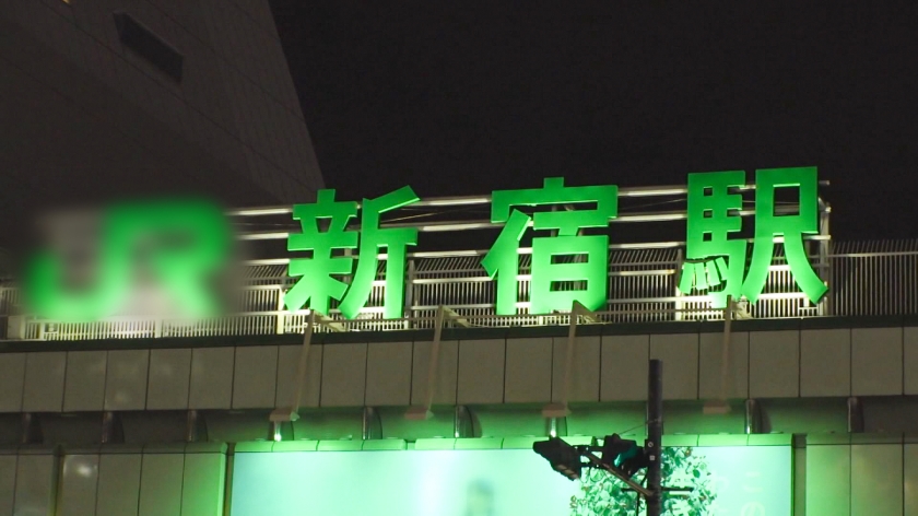 【路上100万】群馬から上京した19歳アカリ、衝撃の投げ銭パコ！彼氏もセフレも忘れて美尻を振るいまくる濃厚中出しSEX！