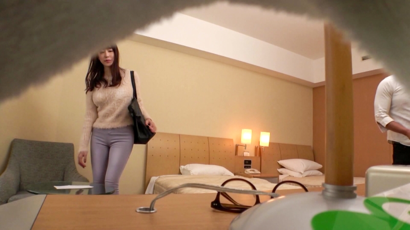 あまねるるぅの貞操崩壊。清楚爆乳レイヤーがカメコのデカチンに抗えずNG解除でイキまくる衝撃映像