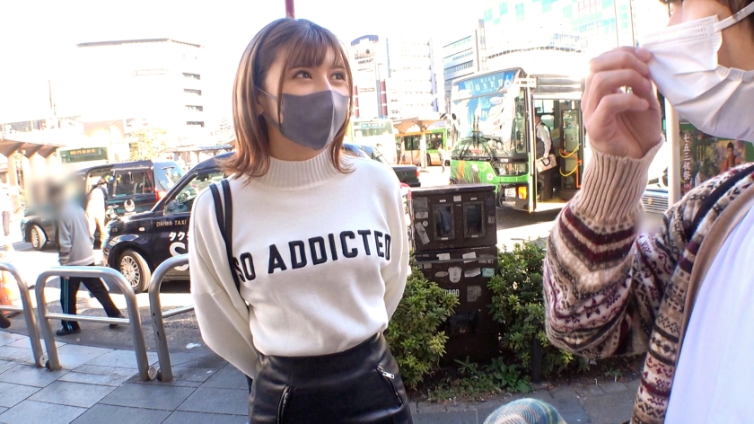 驚愕の透明感！20歳のハーフ顔美女をナンパしたら愛嬌爆発の天使だった…美尻を揺らし最後は自ら精液を回収！