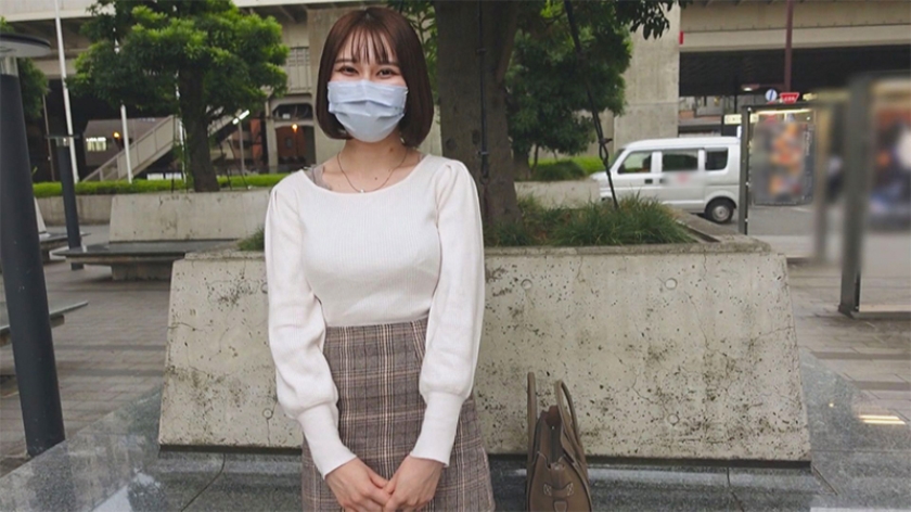 【Gカップ女子大生】服を突き破る弾丸乳袋！自他共に認める爆乳ナイスバディのここなと中出し密会