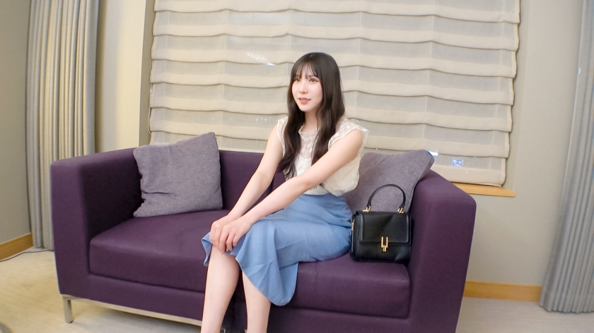 【百貨店店員がAV降臨】彼氏の命令で初撮影…全身性感帯の爆美女れいな（21歳）が初潮吹きで完全覚醒！