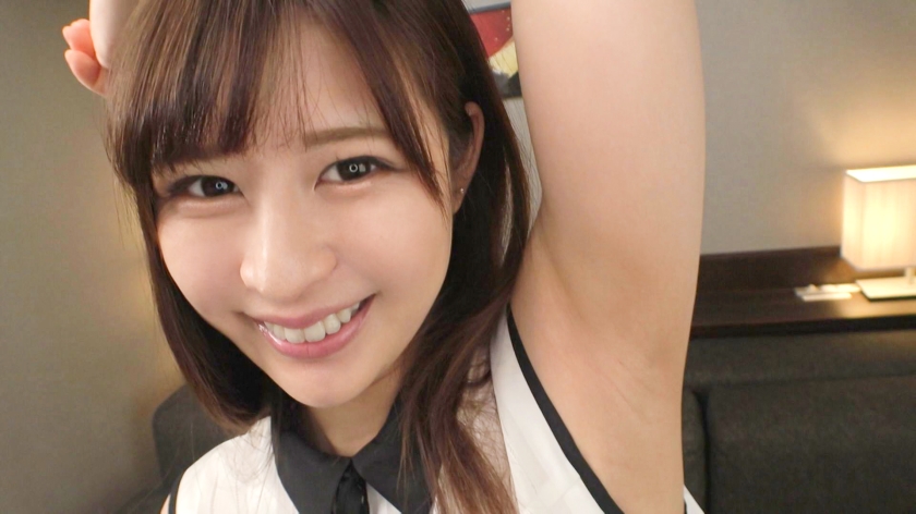 自称クリ派の25歳栄養士、久々の肉棒に身体が豹変！中まで突き上げられる快感に抗えず何度もイキ狂う衝撃のデビュー